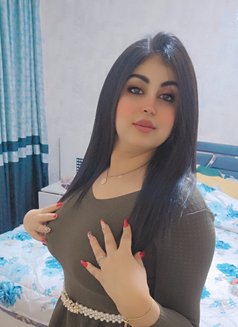 Esraa - escort in Amman Photo 7 of 10
