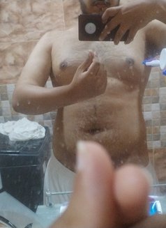 Essa - Male escort in Riyadh Photo 2 of 2
