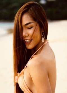 Esther - escort in Phuket Photo 2 of 8