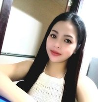 Esuly - escort in Muscat
