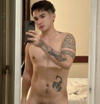 Ethan - Male escort in Makati City