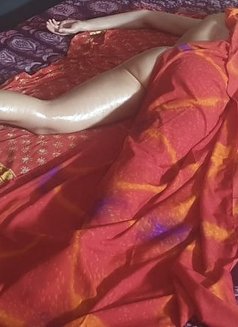 Ethan, Masseur for Women (Ladies Only) - Male escort in Dubai Photo 8 of 16