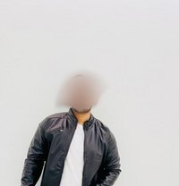Kabir Roy - Male escort in Hyderabad Photo 2 of 3