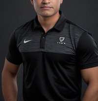 Ethen, Masseur for Women (Ladies Only) - Acompañantes masculino in Dubai Photo 8 of 8