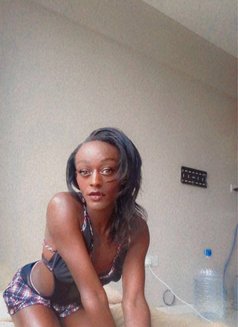 Ethiopian sauce - Transsexual escort in Nairobi Photo 6 of 7