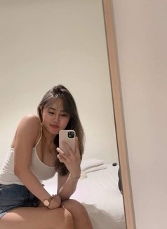 Newest girl only Camshow available - puta in Phuket Photo 5 of 20