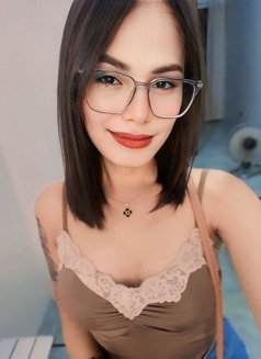 Eunice - Acompañantes transexual in Makati City Photo 4 of 8