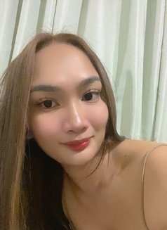 Eunice - Transsexual escort in Manila Photo 7 of 9