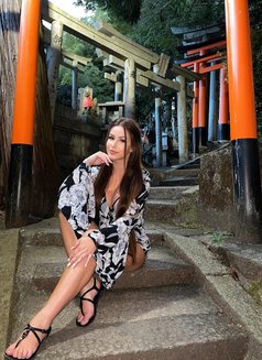 Eunice - escort in Osaka Photo 3 of 8