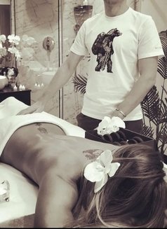European Massage for Ladies - Male escort in Dubai Photo 1 of 7