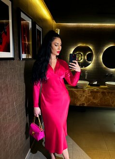 European Nuru massage-Downtown - masseuse in Dubai Photo 11 of 12
