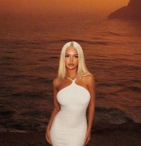 Eva Best - puta in Dubai