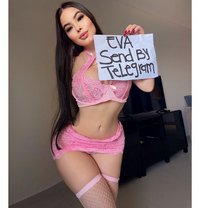 Eva - escort in Abu Dhabi Photo 3 of 9