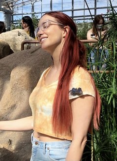 Eva - escort in Berlin Photo 3 of 3