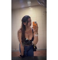 Eva - Transsexual escort in New Delhi