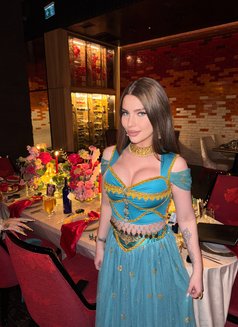 Eva - Transsexual escort in Riyadh Photo 5 of 5