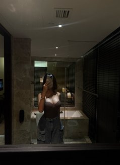 Eva - Transsexual escort in Manila Photo 21 of 21
