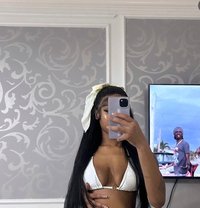 Eva - escort in Bali