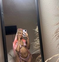 Eva - escort in Bali