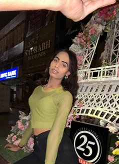 Eva Hotty - Acompañantes transexual in New Delhi Photo 1 of 2