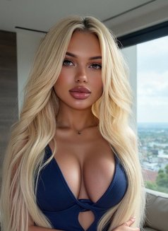 Eva New - puta in Dubai Photo 10 of 18