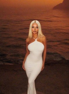 Eva New - puta in Dubai Photo 18 of 18