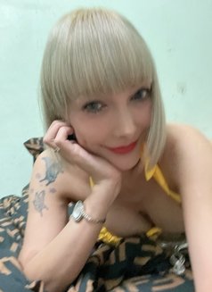 Eva Nowak - puta in Phuket Photo 7 of 8