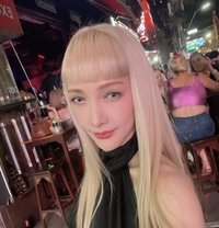 Eva Nowak - escort in Phuket