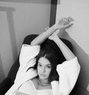 Eva - escort in Jeddah Photo 1 of 15