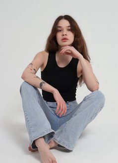 Eva - escort in Jeddah Photo 10 of 15