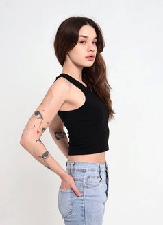 Eva - escort in Jeddah Photo 11 of 15