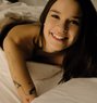 Eva - escort in Jeddah Photo 13 of 15