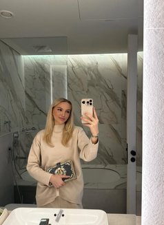 Eva Russian Model - escort in Beijing Photo 6 of 10