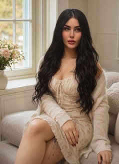 Eva shekagw - escort in Beirut Photo 6 of 6