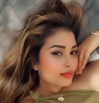 Eva - escort in Dubai