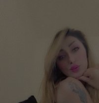 Eva - escort in Beirut