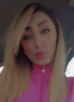 Eva - puta in Beirut Photo 6 of 12