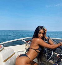 Eva - escort in Dubai