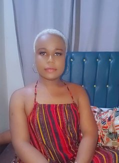 Eva - Acompañantes transexual in Dar es Salaam Photo 2 of 2