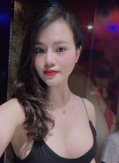 Eva - escort in Hanoi Photo 6 of 14
