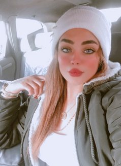 Evaa - puta in Damascus Photo 2 of 7