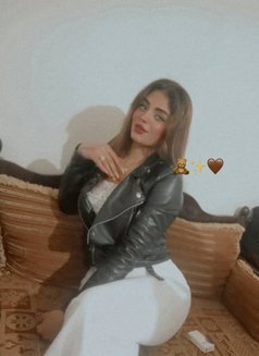 Evaa - puta in Damascus Photo 6 of 7