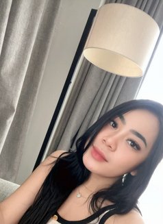 Evalonia Violenzia - escort in Singapore Photo 3 of 4