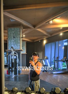 Evan - Acompañantes masculino in Jakarta Photo 3 of 7