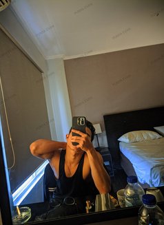 Evan - Male escort in Jakarta Photo 7 of 11