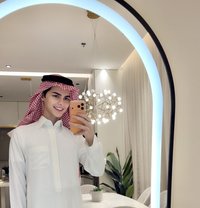 Evan lebanon big dick لبناني 🇱🇧 - Male escort in Riyadh Photo 30 of 30