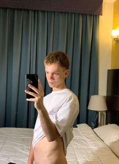 Evan - Acompañantes masculino in İstanbul Photo 4 of 4