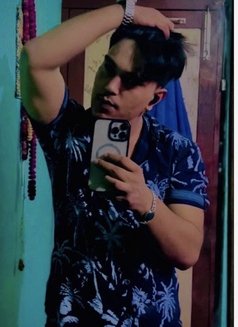 Evan Xtha - Acompañantes masculino in Kathmandu Photo 1 of 2