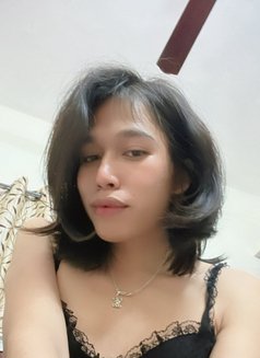 Evana - Transsexual escort in Bangalore Photo 2 of 10