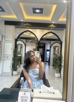 Evana - Transsexual escort in Bangalore Photo 8 of 9